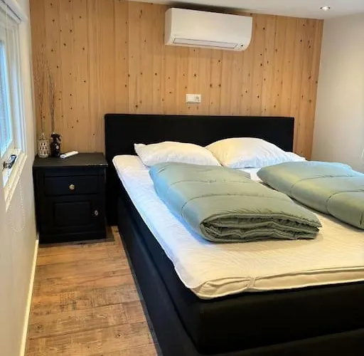 Volledig Opgeknapt Boschalet Met Airco Op De Veluwe *